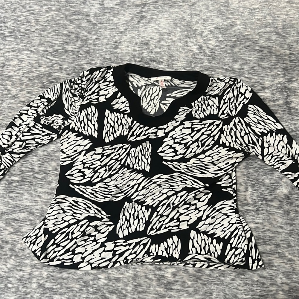 JM collection women’s long sleeve
